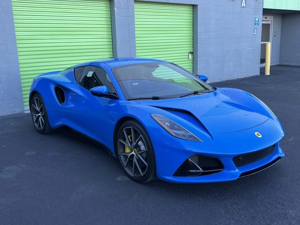 2024 Lotus Emira - Image 10 of 19