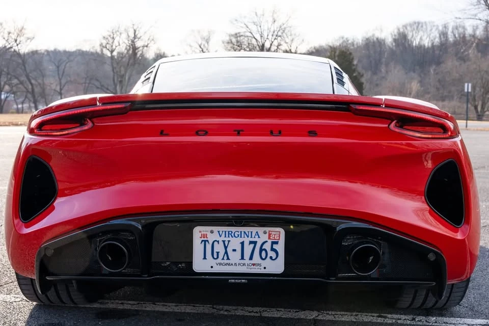 2024 Lotus Emira - Image 5 of 20