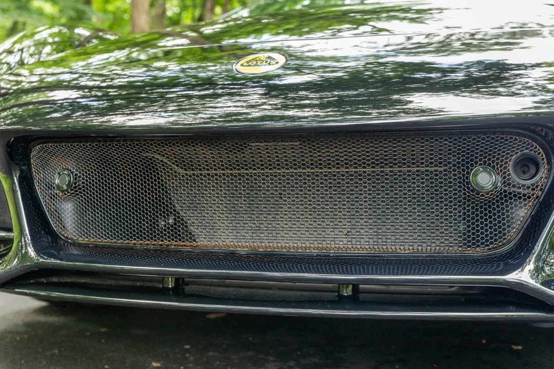 2024 Lotus Emira - Image 15 of 31