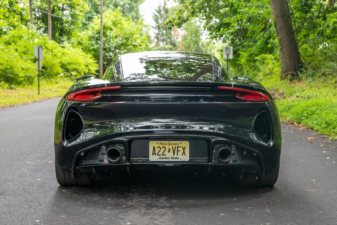 2024 Lotus Emira - Image 6 of 31