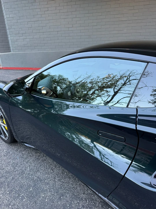 2024 Lotus Emira - Image 20 of 31