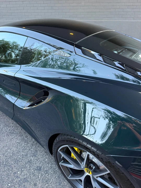 2024 Lotus Emira - Image 18 of 31