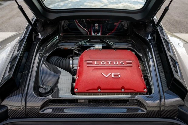 2024 Lotus Emira - Image 6 of 8
