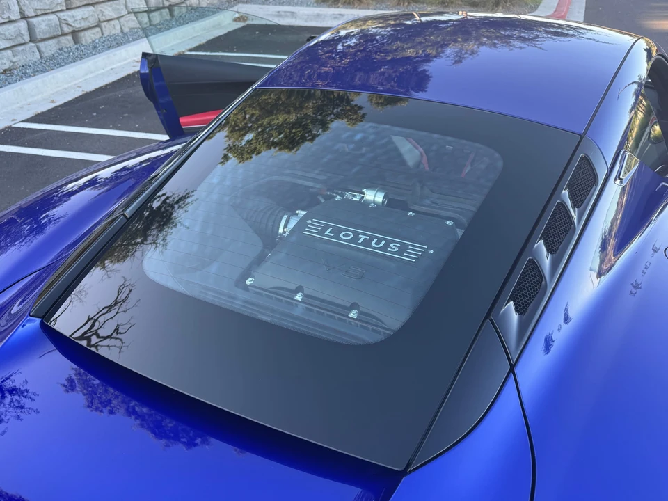 2024 Lotus Emira - Image 30 of 31