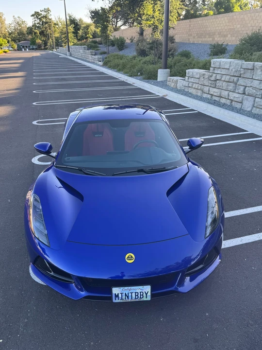 2024 Lotus Emira - Image 14 of 31