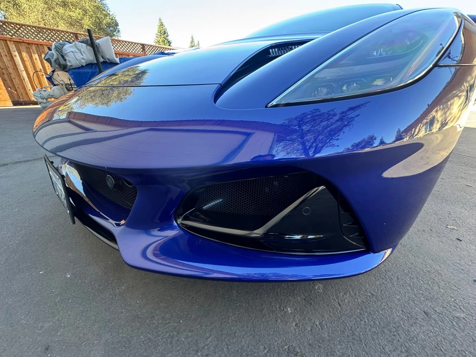 2024 Lotus Emira - Image 17 of 31