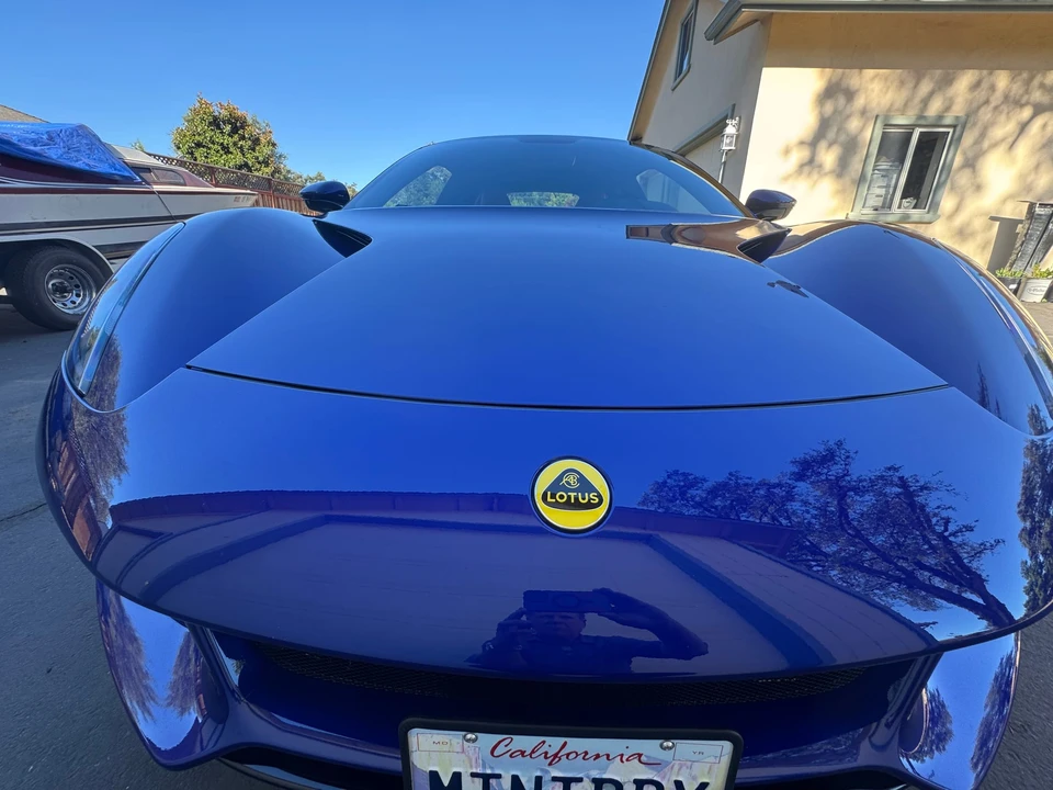 2024 Lotus Emira - Image 19 of 31