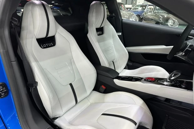 2024 Lotus Emira - Image 4 of 8