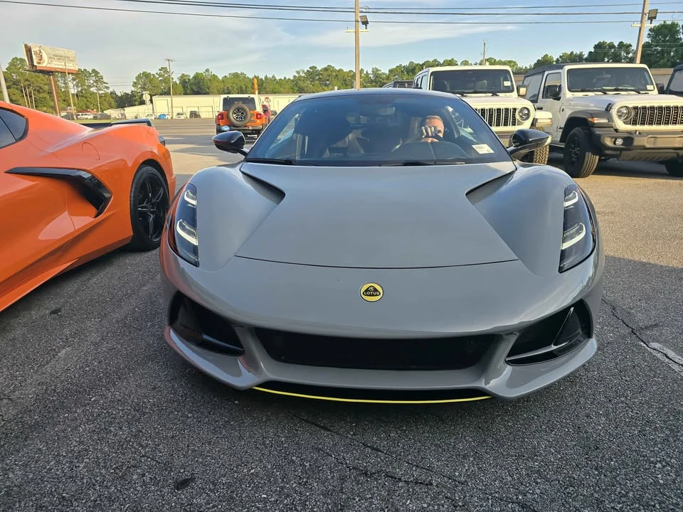 2024 Lotus Emira - Image 3 of 11