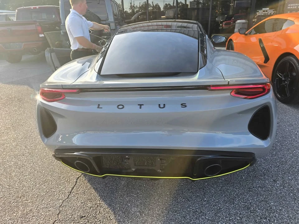 2024 Lotus Emira - Image 4 of 11
