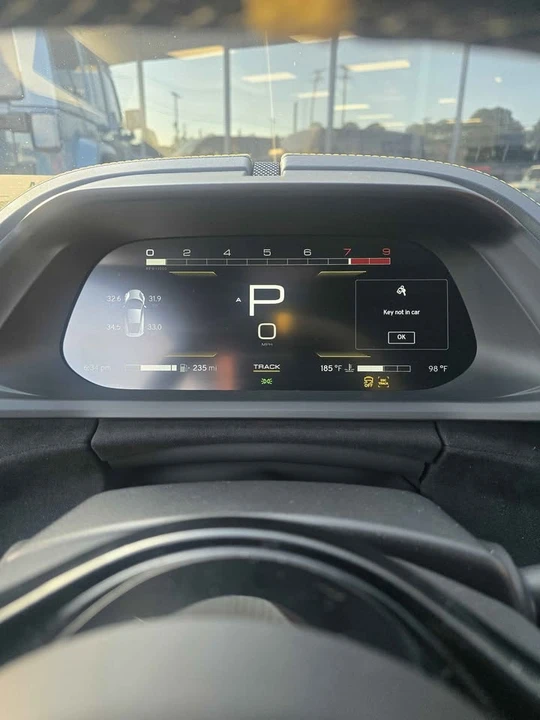 2024 Lotus Emira - Image 11 of 11