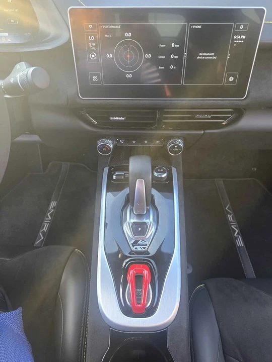 2024 Lotus Emira - Image 9 of 11