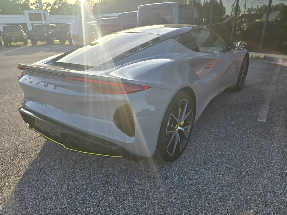 2024 Lotus Emira - Image 5 of 11