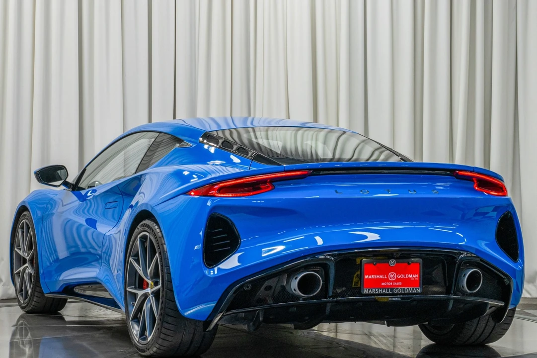 2024 Lotus Emira - Image 7 of 21