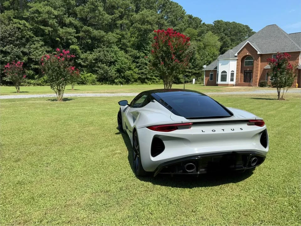 2024 Lotus Emira - Image 4 of 9