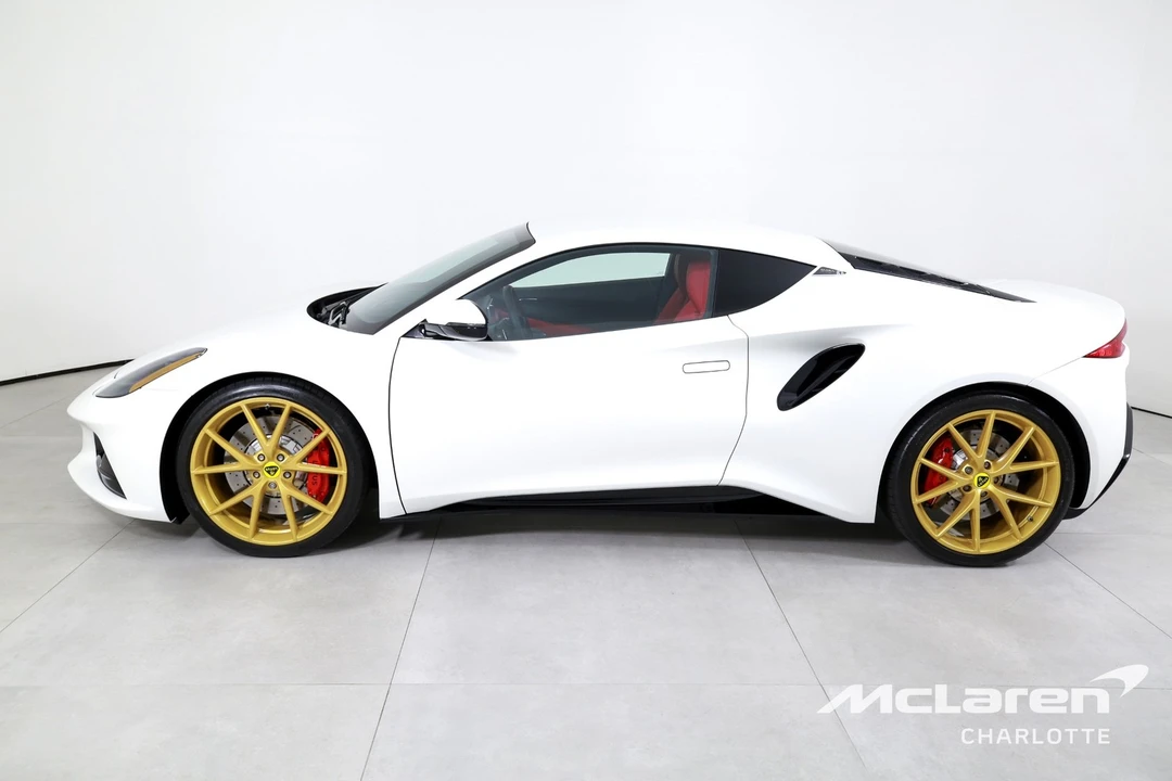 2024 Lotus Emira - Image 5 of 12