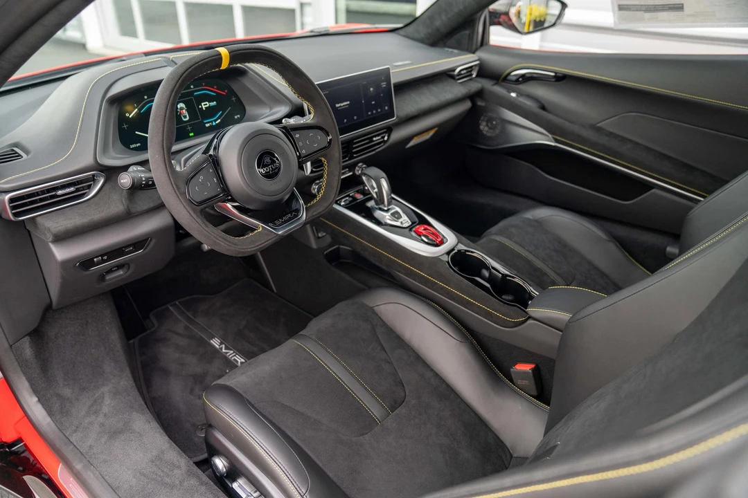 2024 Lotus Emira - Image 9 of 21