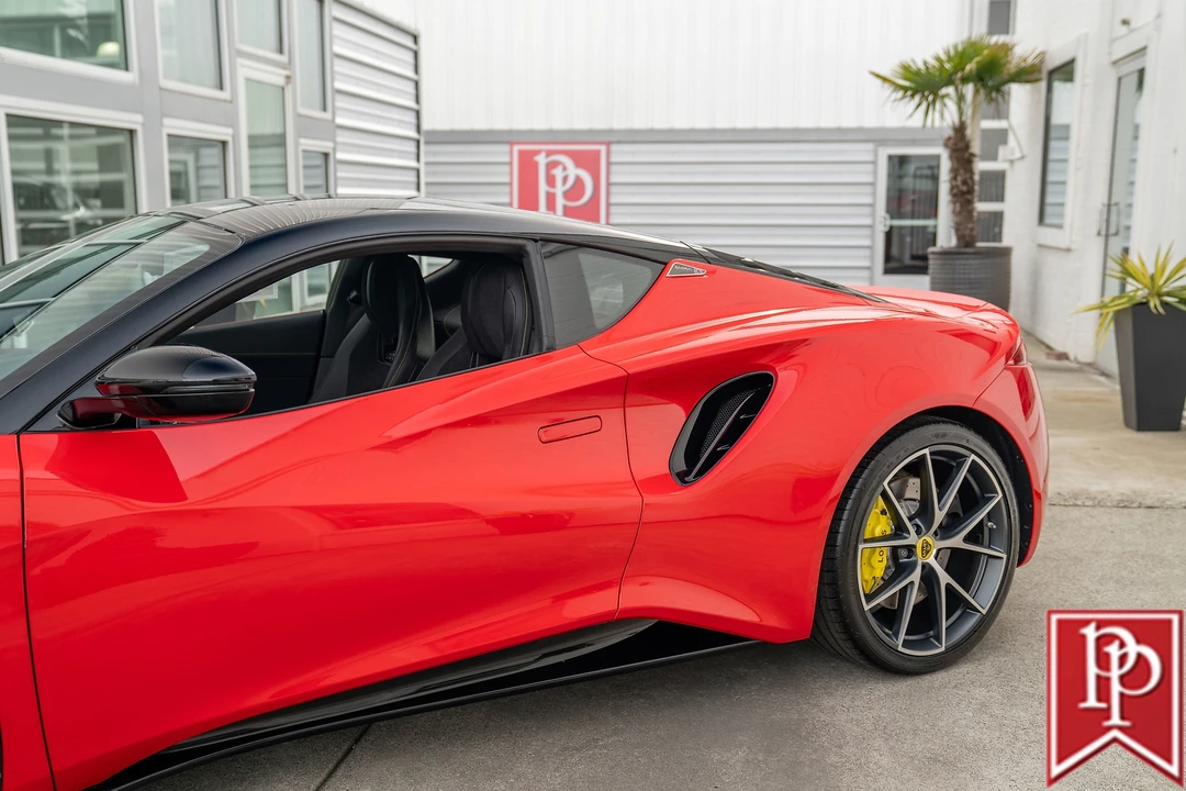2024 Lotus Emira - Image 4 of 21