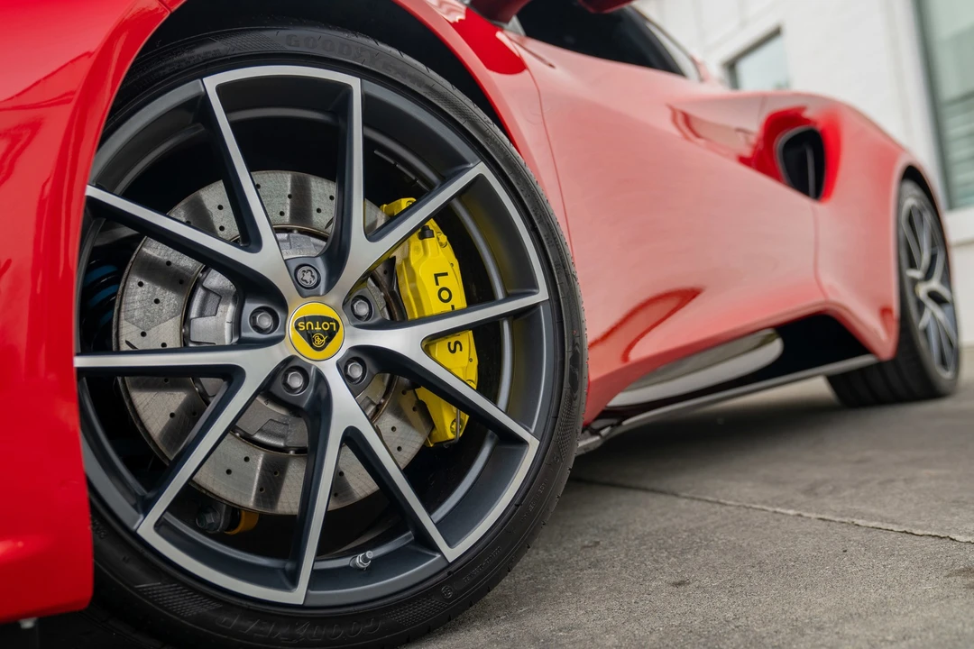 2024 Lotus Emira - Image 3 of 21