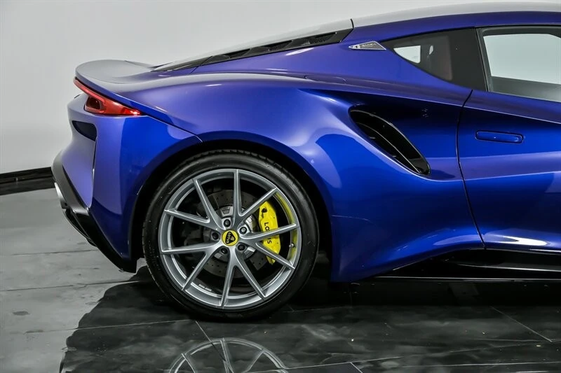 2024 Lotus Emira - Image 12 of 21
