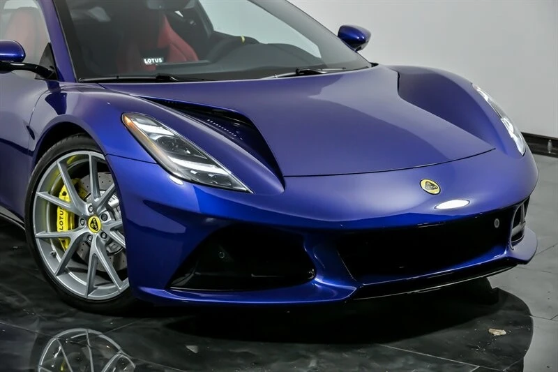 2024 Lotus Emira - Image 2 of 21
