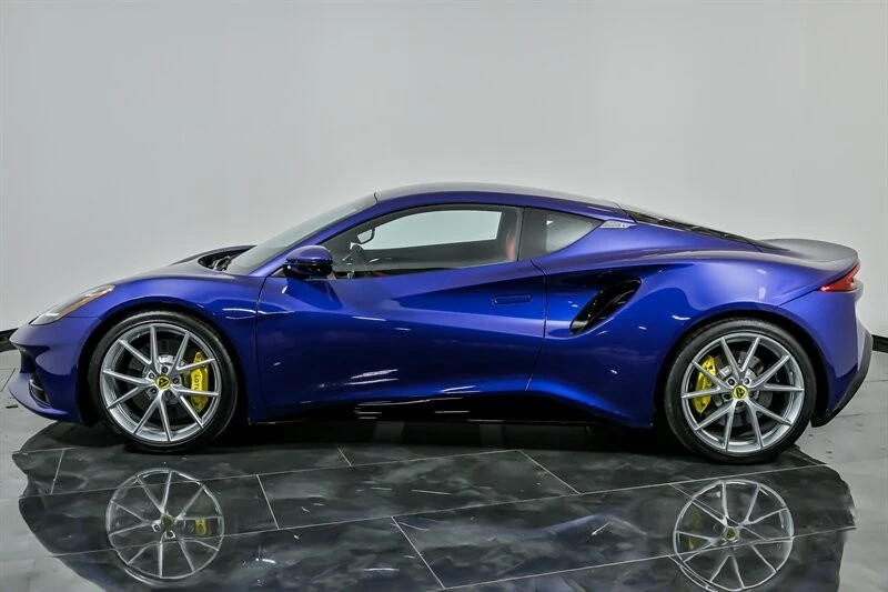 2024 Lotus Emira - Image 7 of 21