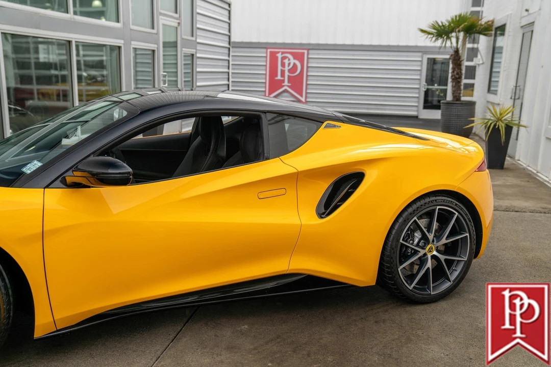 2024 Lotus Emira - Image 4 of 21