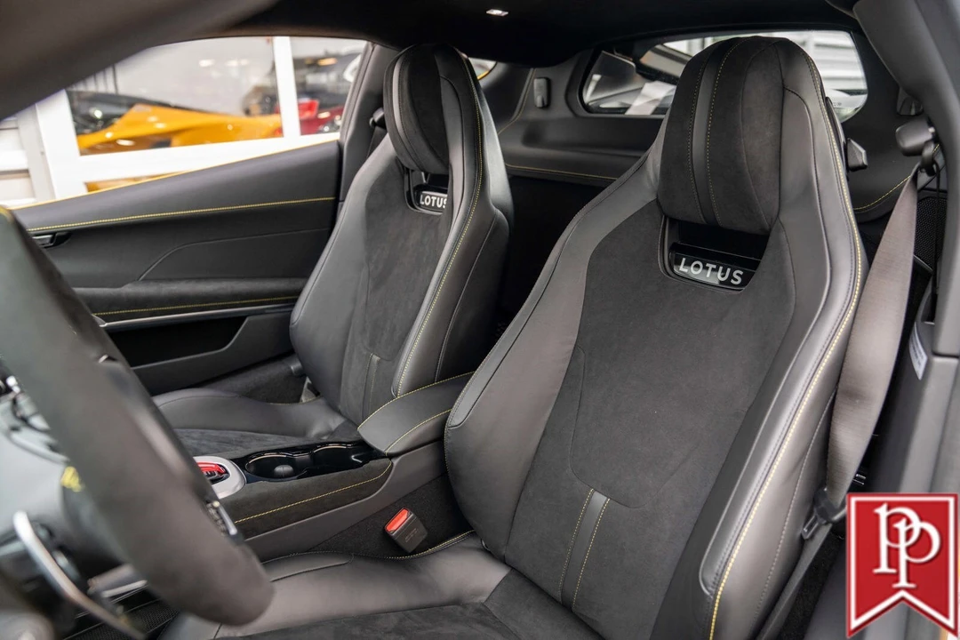 2024 Lotus Emira - Image 10 of 21