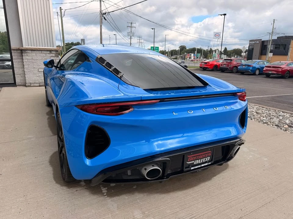 2024 Lotus Emira - Image 5 of 15