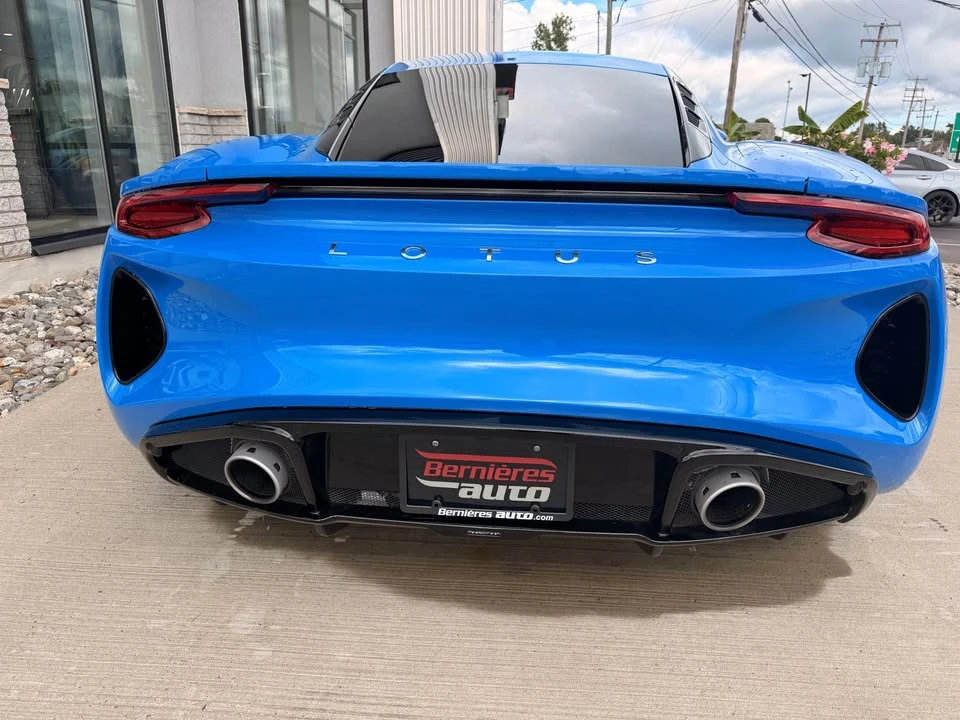 2024 Lotus Emira - Image 6 of 15