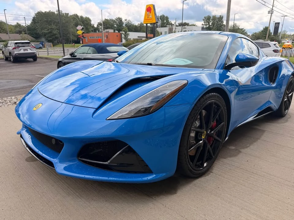2024 Lotus Emira - Image 3 of 15