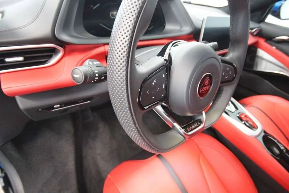 2024 Lotus Emira - Image 15 of 15