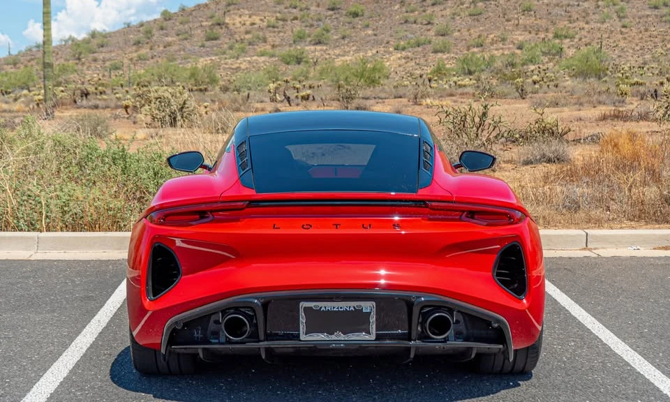 2024 Lotus Emira - Image 7 of 12