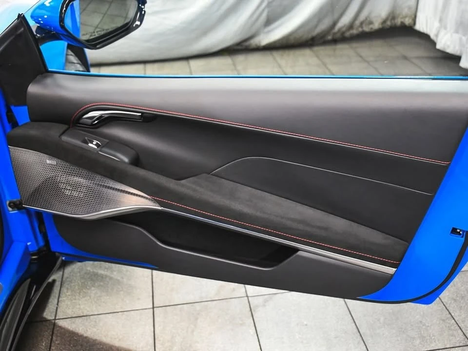 2024 Lotus Emira - Image 15 of 20