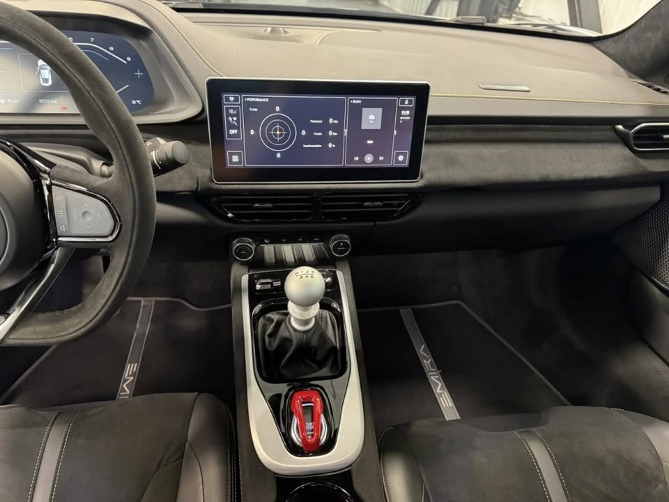 2024 Lotus Emira - Image 10 of 10
