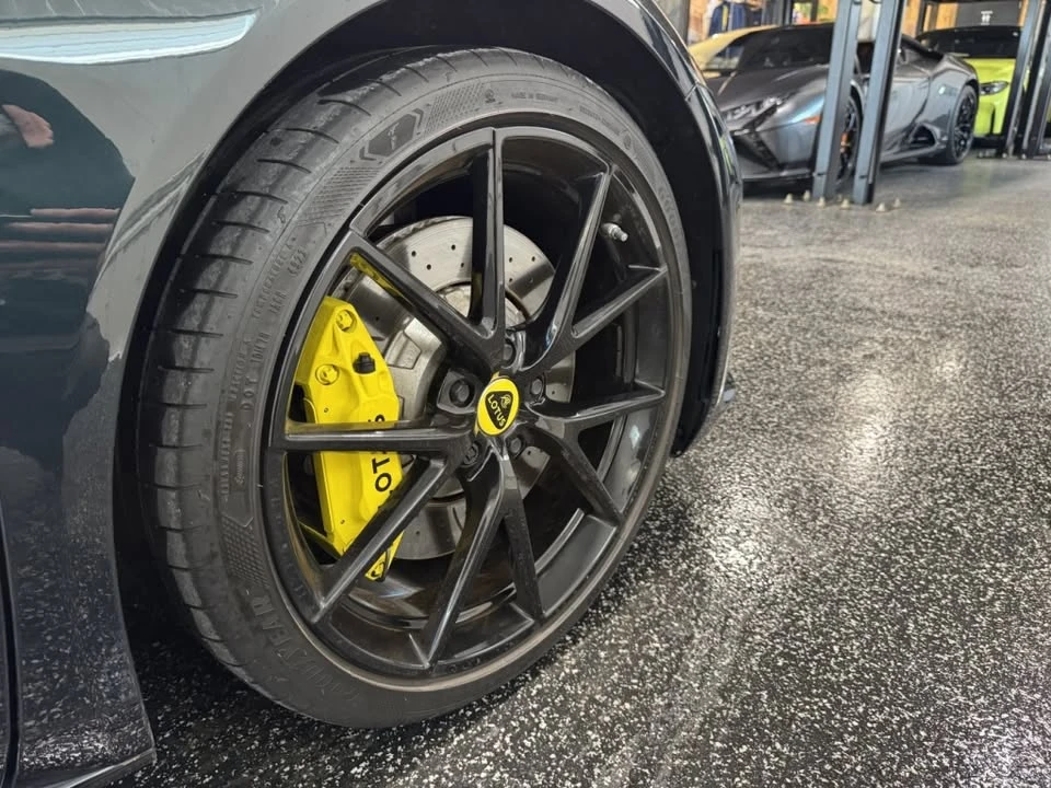 2024 Lotus Emira - Image 7 of 10