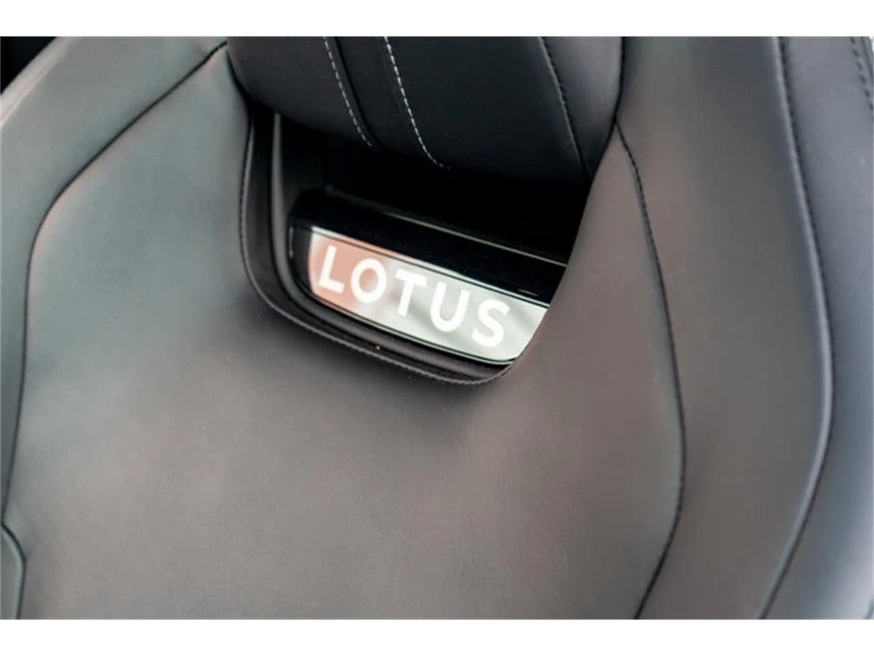 2024 Lotus Emira - Image 10 of 12