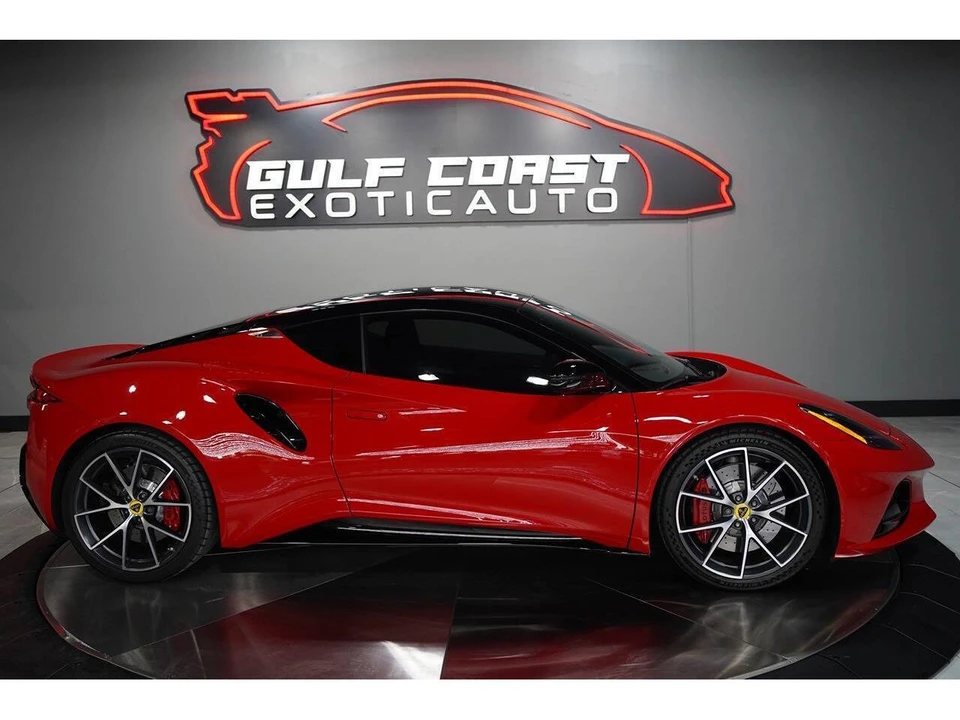 2024 Lotus Emira - Image 31 of 31