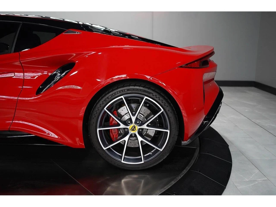 2024 Lotus Emira - Image 23 of 31