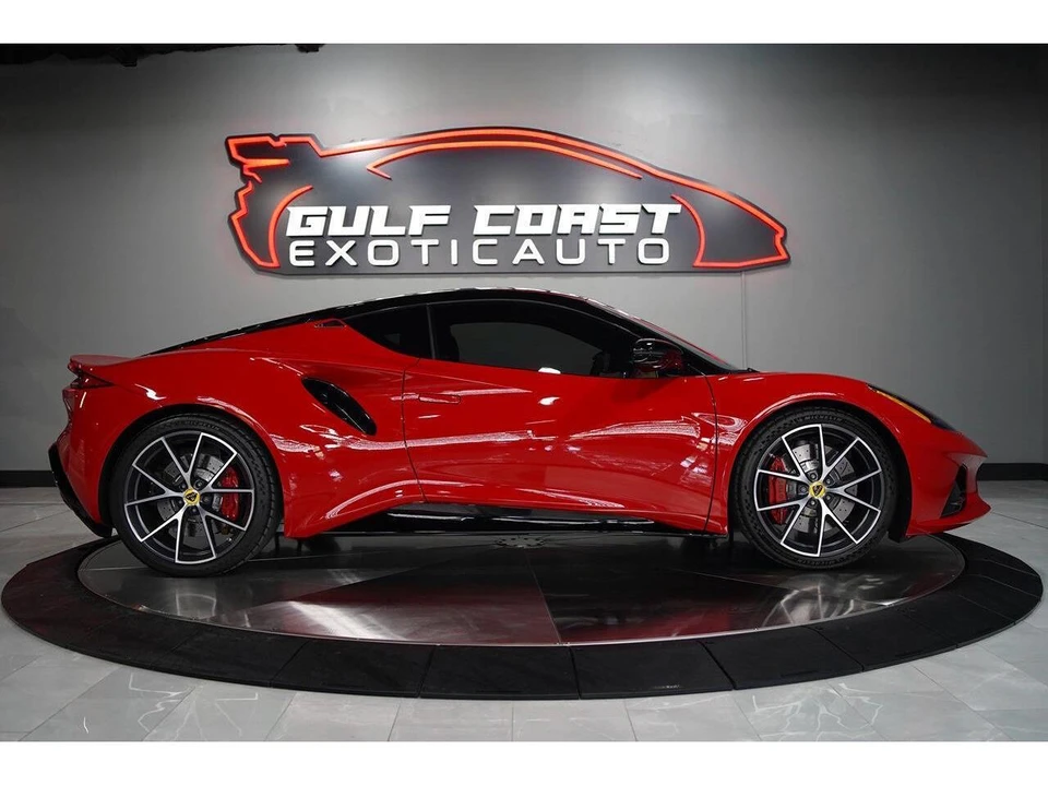 2024 Lotus Emira - Image 9 of 31