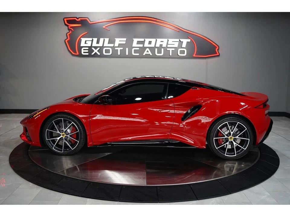 2024 Lotus Emira - Image 14 of 31