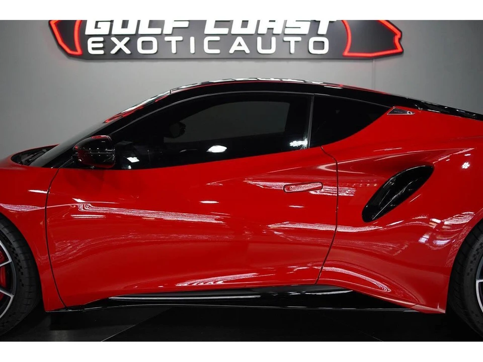 2024 Lotus Emira - Image 20 of 31