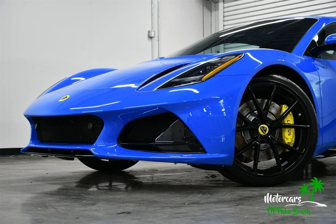 2024 Lotus Emira - Image 3 of 21