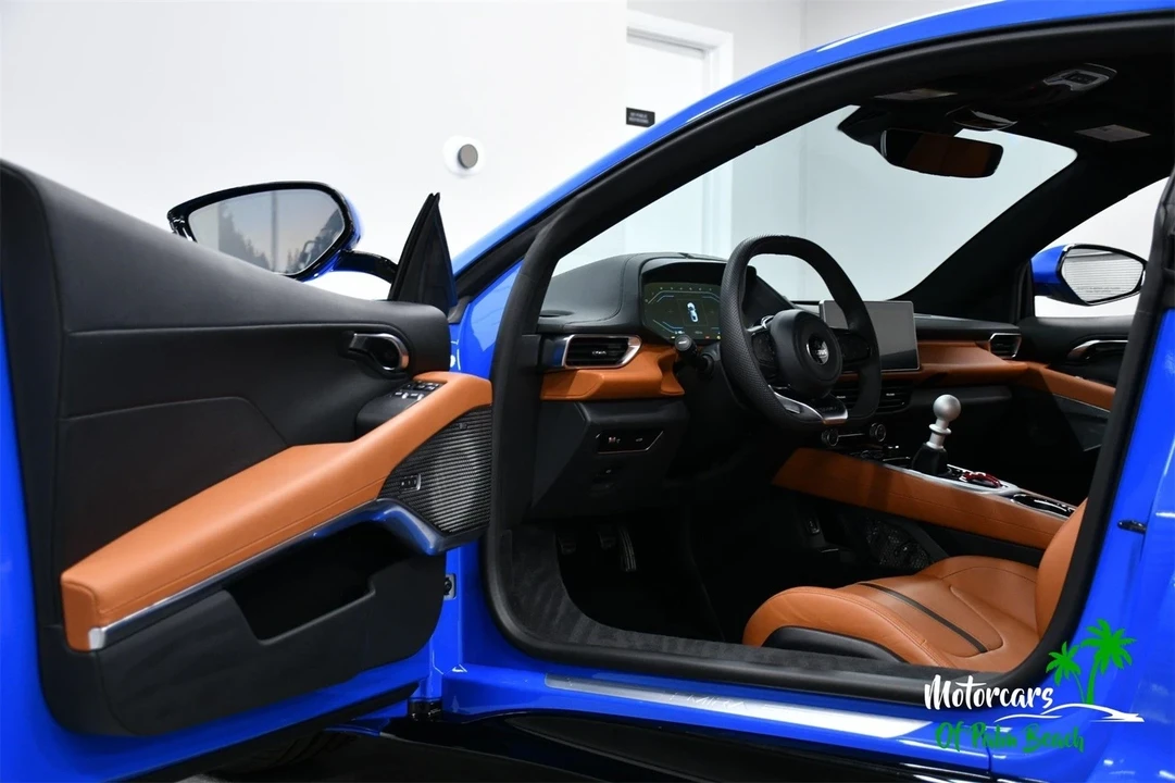 2024 Lotus Emira - Image 19 of 21