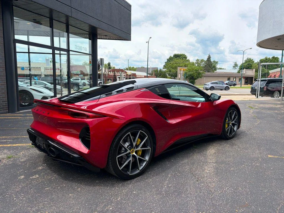 2024 Lotus Emira - Image 4 of 31