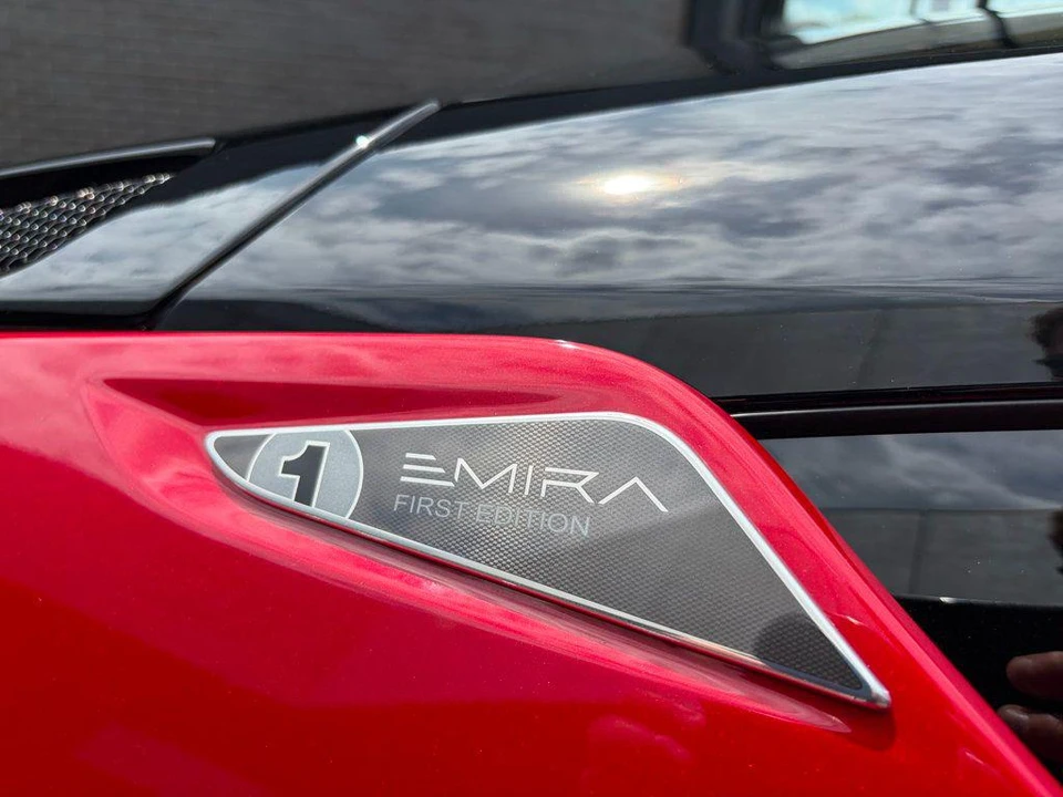 2024 Lotus Emira - Image 13 of 31