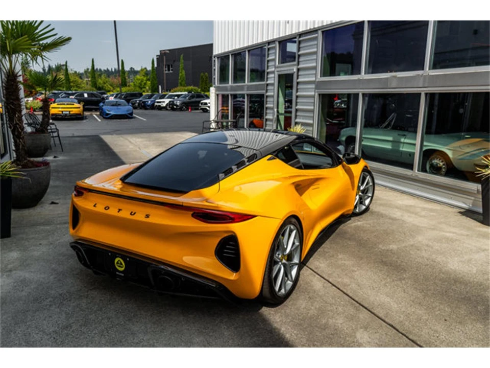 2024 Lotus Emira - Image 6 of 12
