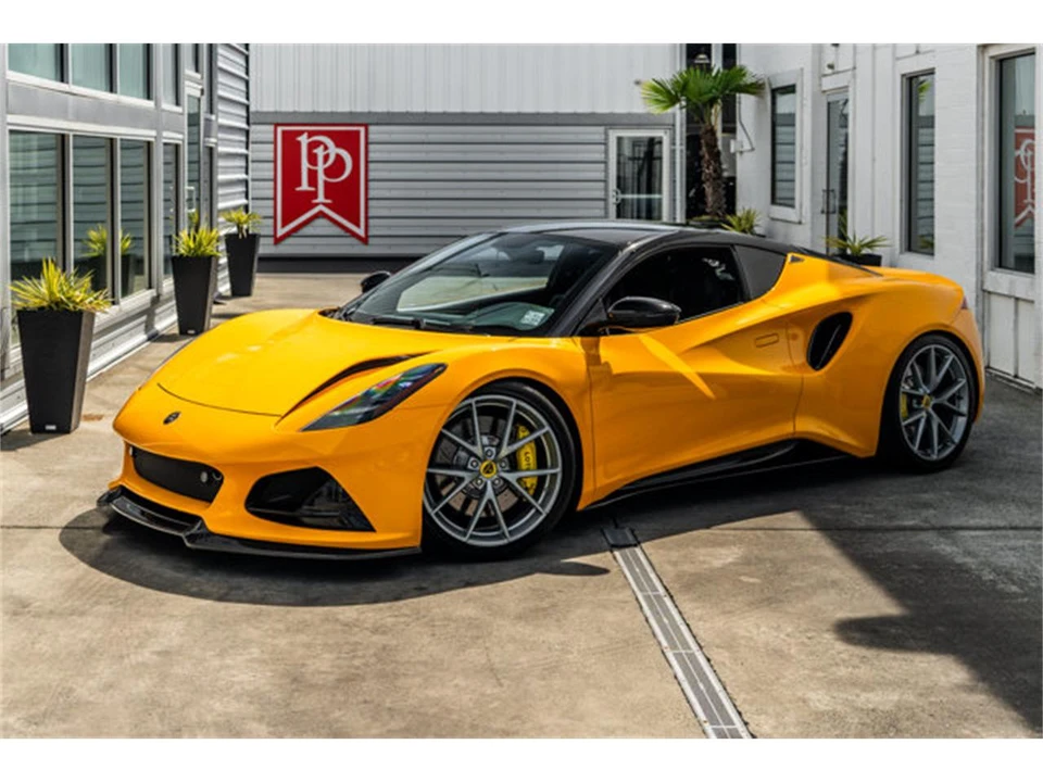 2024 Lotus Emira - Image 2 of 12