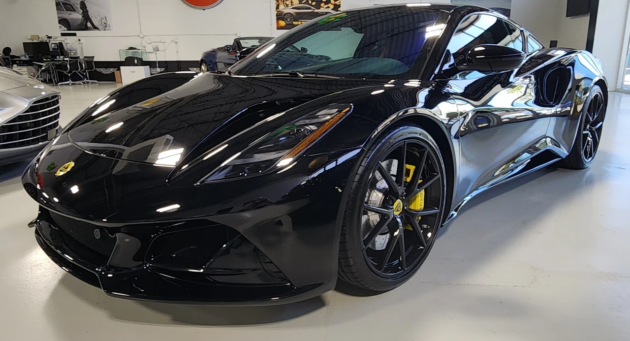 2024 Lotus Emira - Image 3 of 21