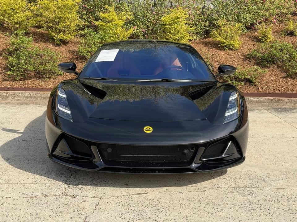 2024 Lotus Emira - Image 12 of 21